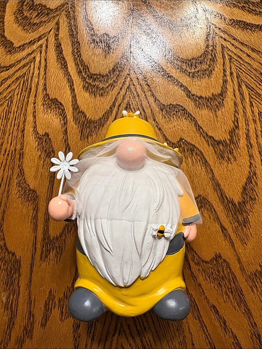 Beekeeper Gnome Yellow & White Garden Decor